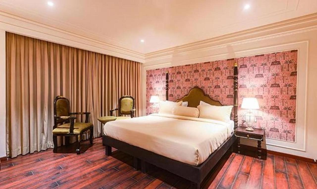 Fabhotel Prime The Seven Seeds Új-Delhi Kültér fotó
